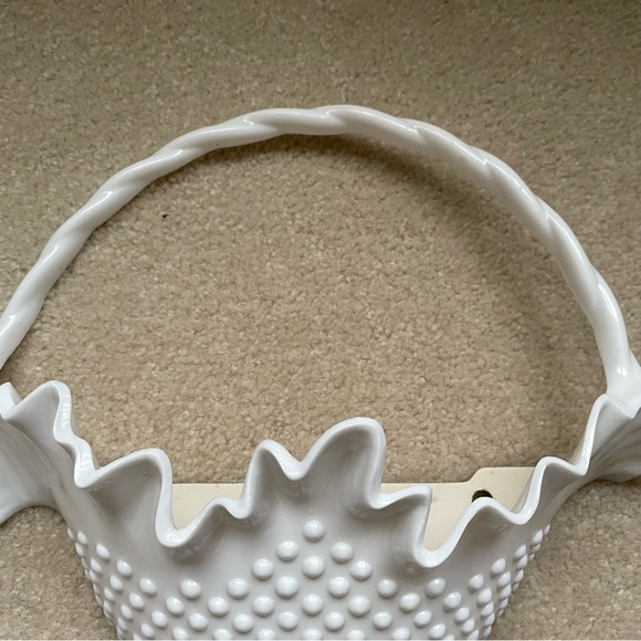 Vintage Burwood 1984 Hobnail Wall Pocket - Picture 2 of 8